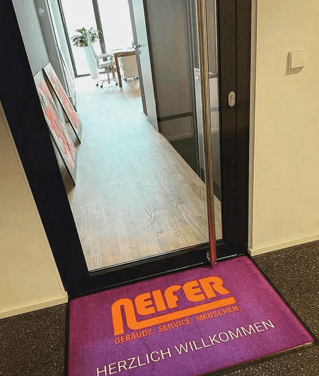 Logo-Eingangsmatte Premium – hochwertige multifunktionale Schmutzfangmatte für Unternehmen