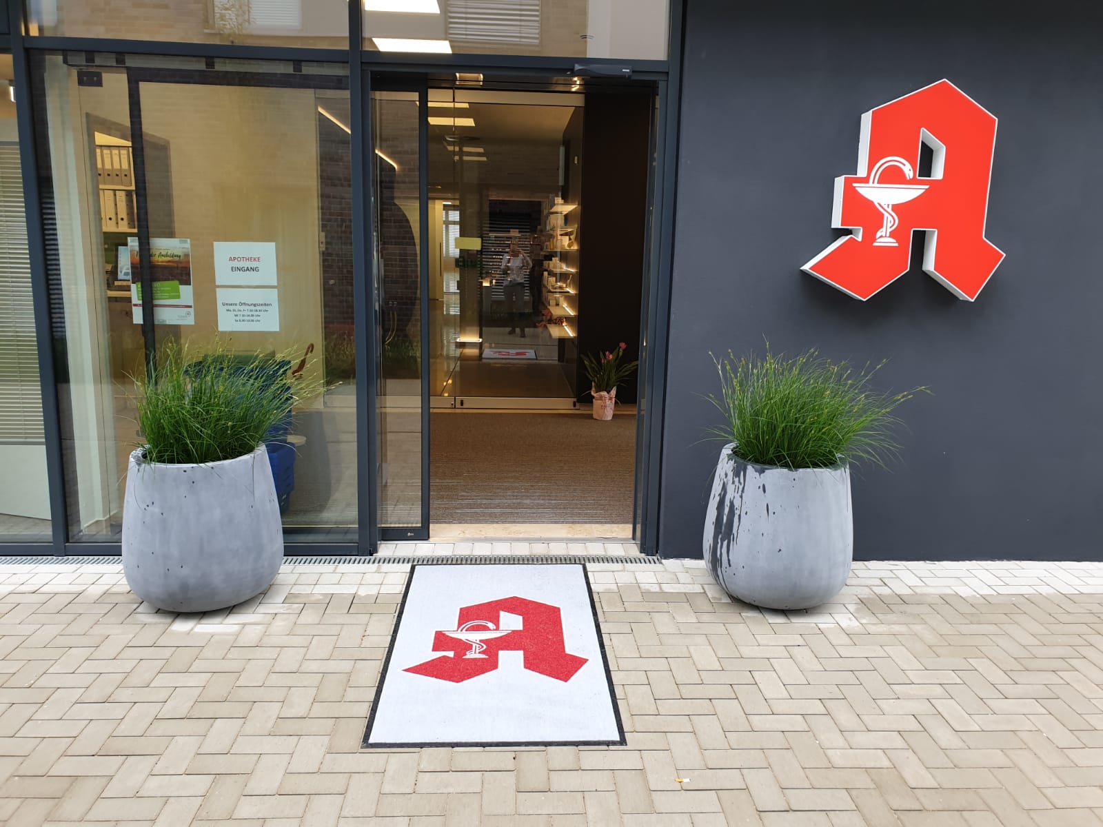 Premium-Logomatte mit Logo – hochwertige bedruckte Schmutzfangmatte für Unternehmen
